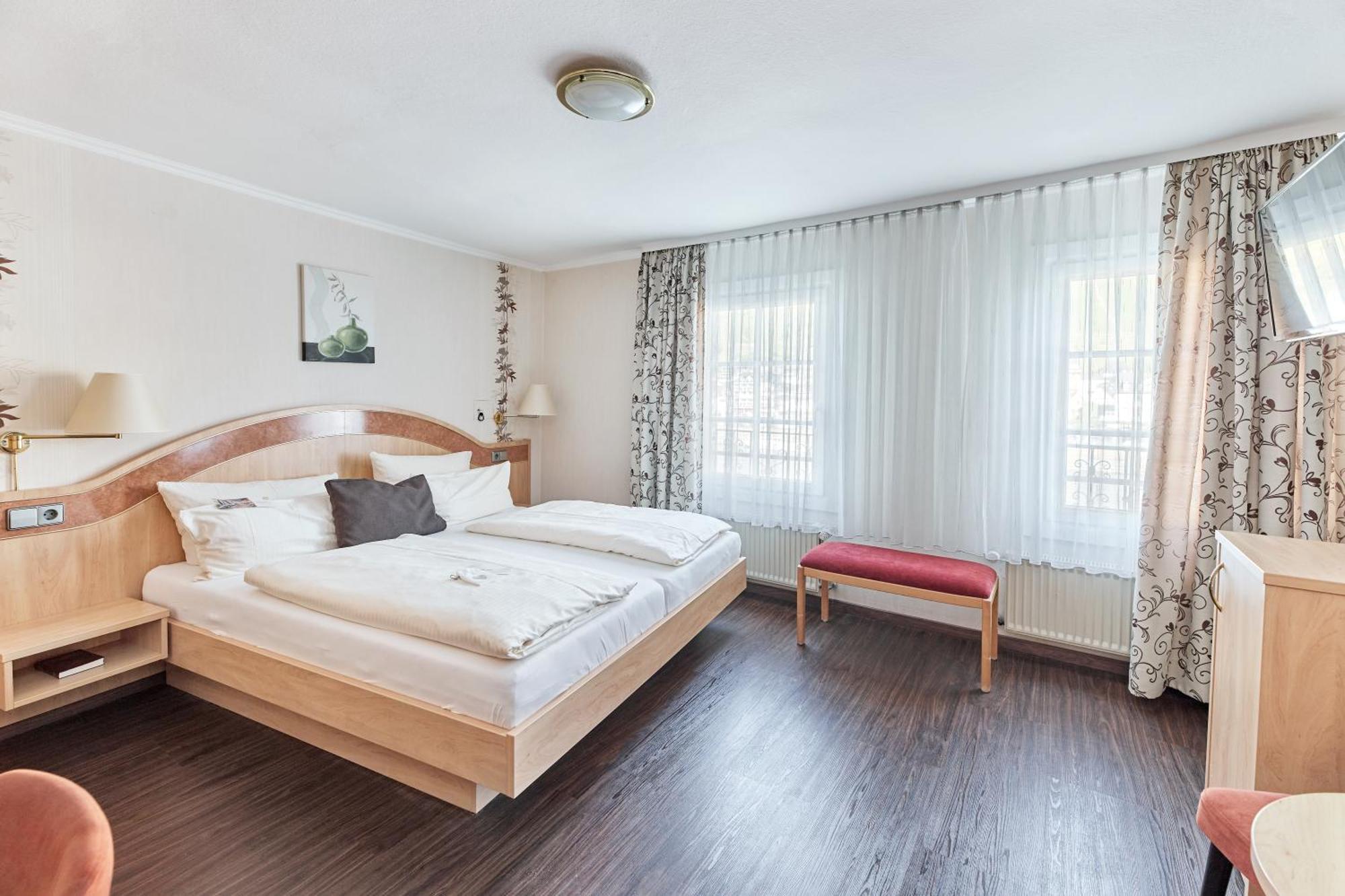 Hotel Weinhof โคเคห์ม ภายนอก รูปภาพ