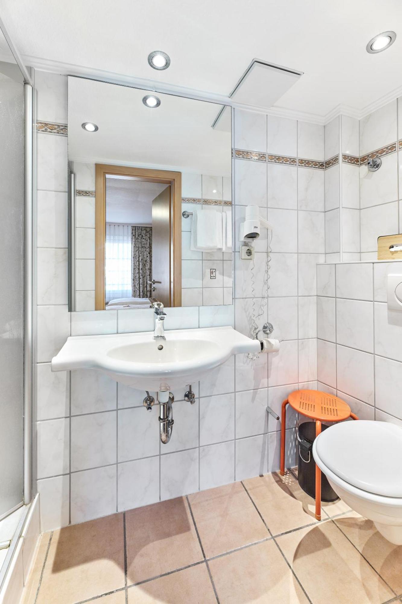 Hotel Weinhof โคเคห์ม ภายนอก รูปภาพ